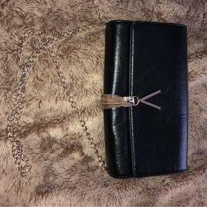 Valentino bag , excellent condición , black color .
